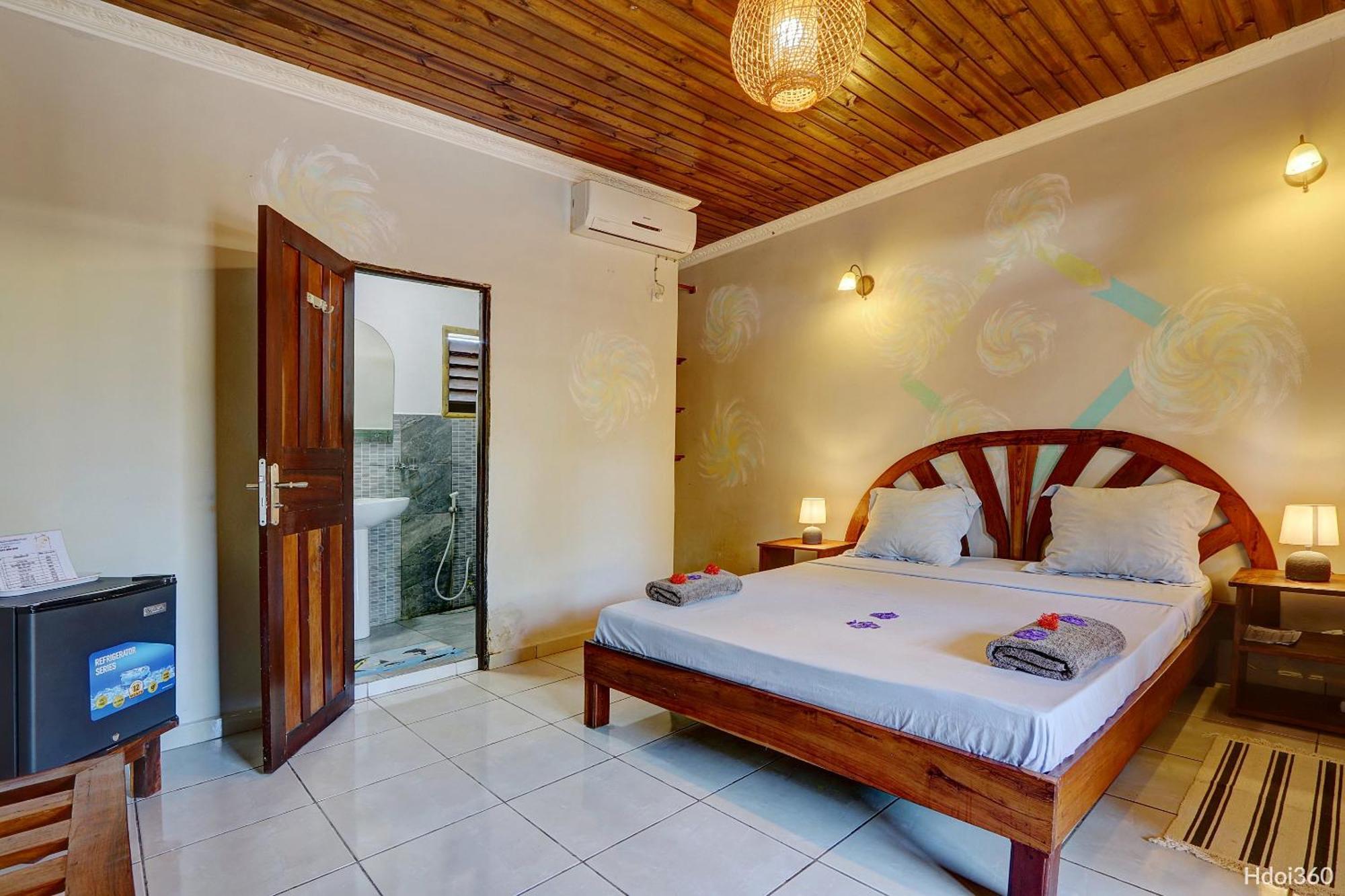 Fleurs D'Ylang Hotel Nosy Be Exterior photo